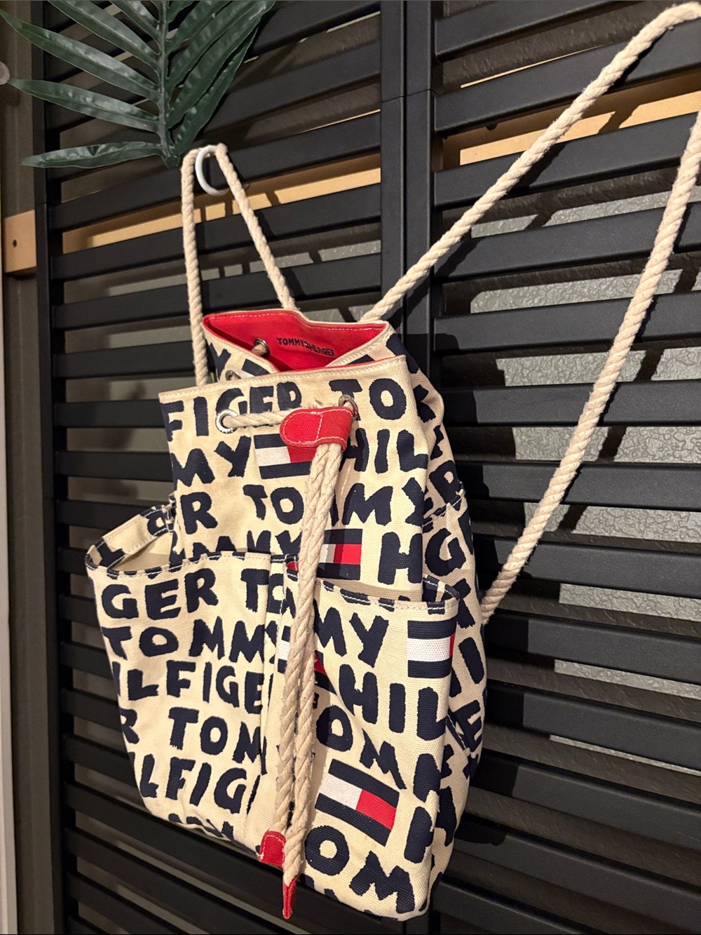 Tommy Hilfiger Navy & Cream Signature Canvas Drawstring Backpack